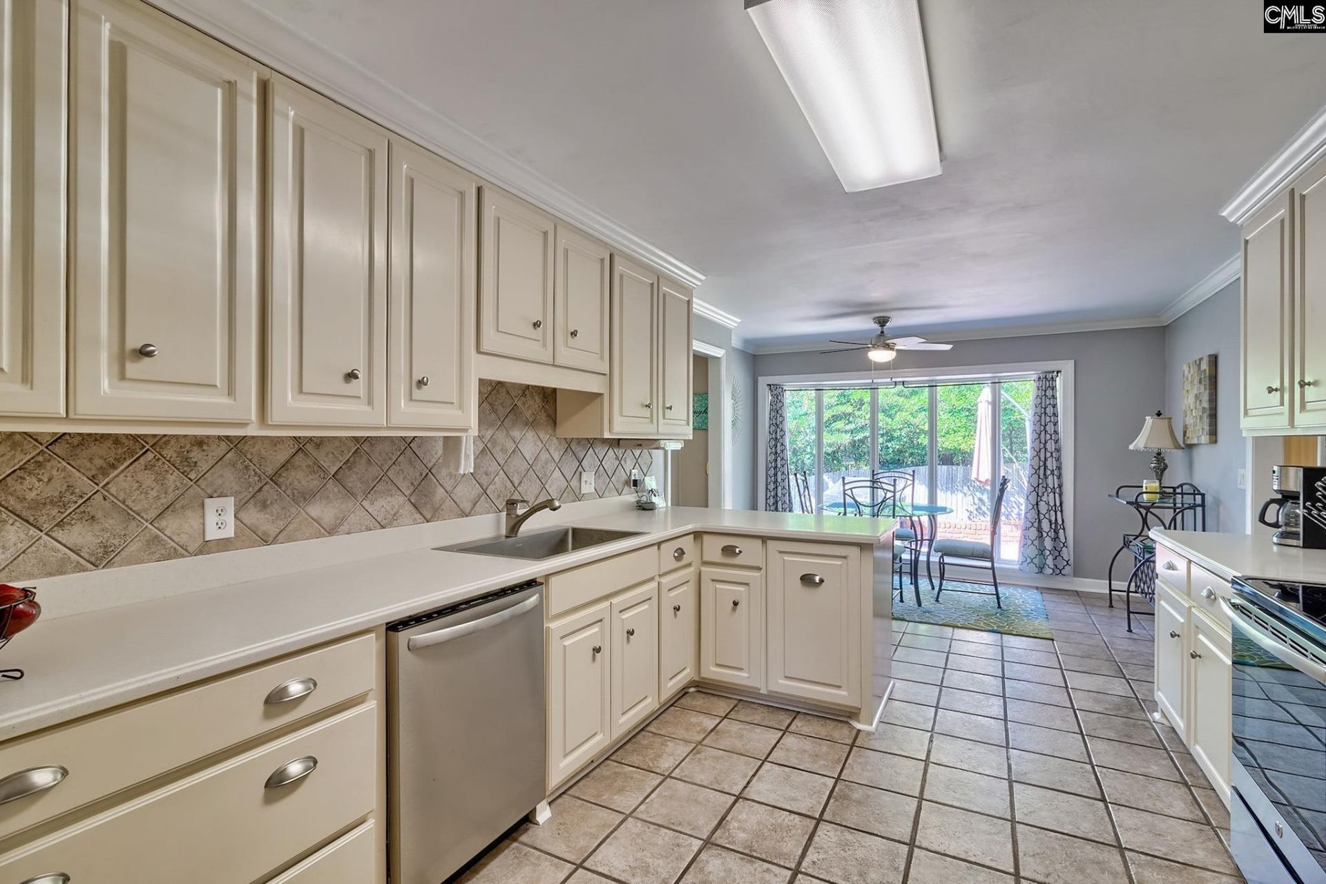 309 E Park Shore Drive  Photo 12