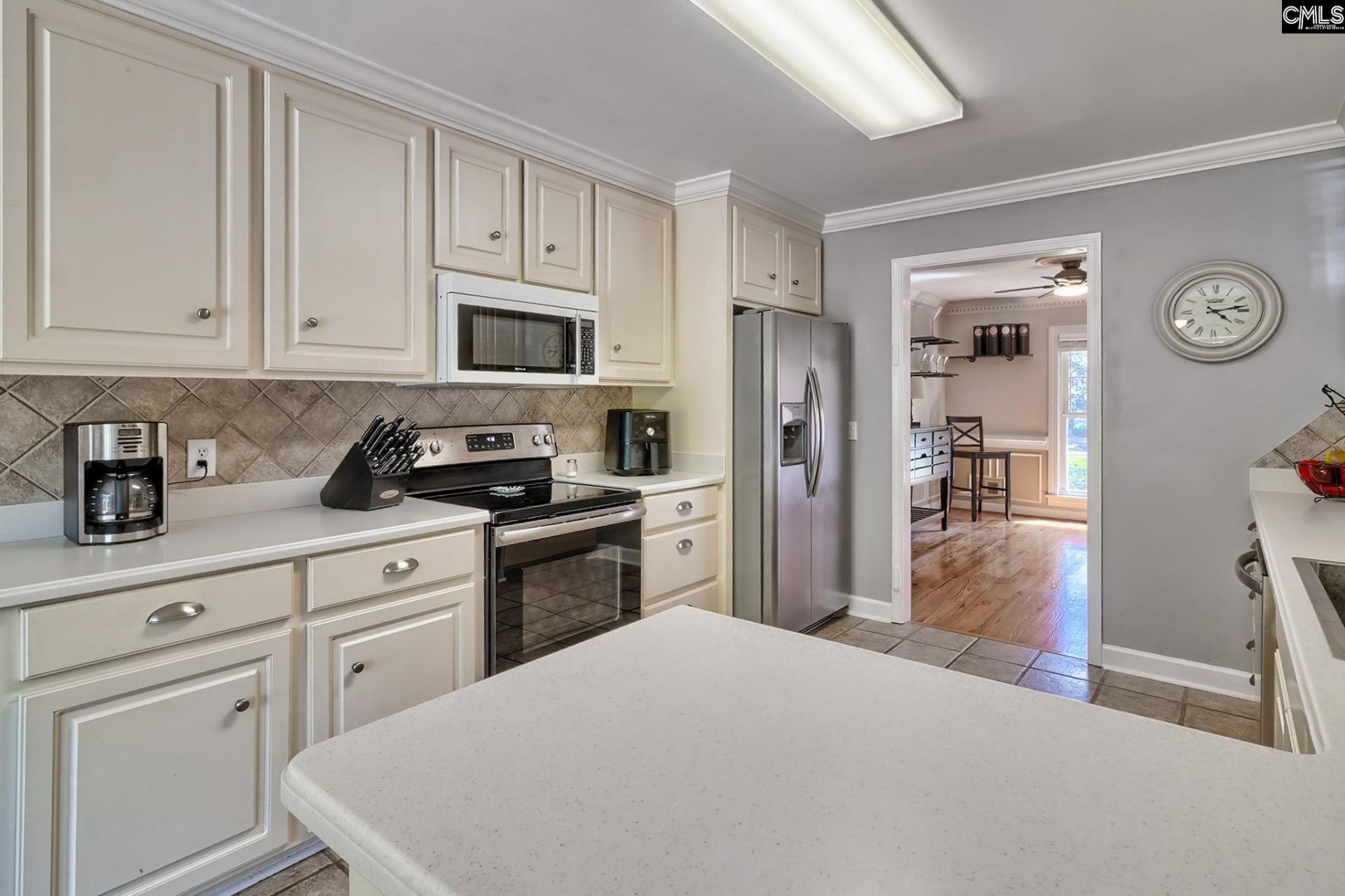 309 E Park Shore Drive  Photo 14