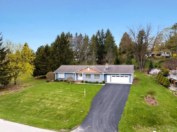 8129 Bel Cherrie Drive, Traverse City, MI 49686