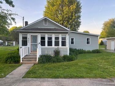 403 E Buckeye Street, Belle Center, OH 43310