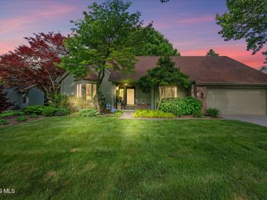 2320 Water Wheel Court, Holland, OH 43528