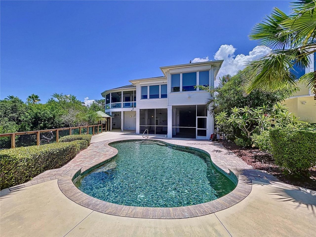 511 Seaview Drive, Tarpon Springs, FL 34689 Photo