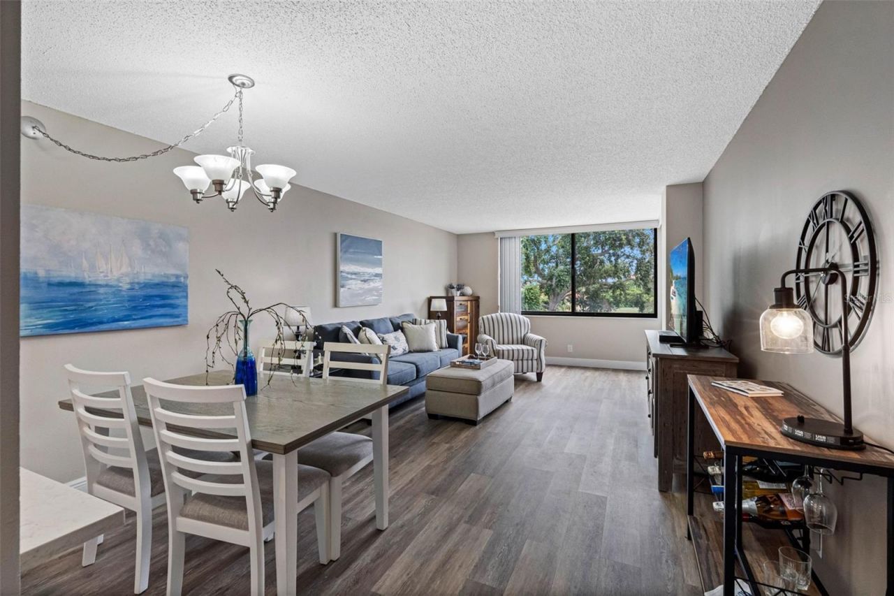 6158 Palma Del Mar Boulevard S, Unit 305, Saint Petersburg, FL 33715 Photo