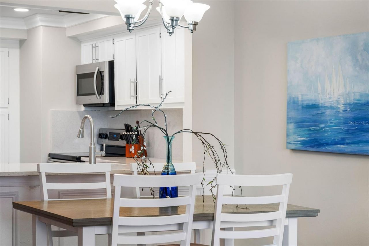 6158 Palma Del Mar Boulevard S, Unit 305, Saint Petersburg, FL 33715 Photo