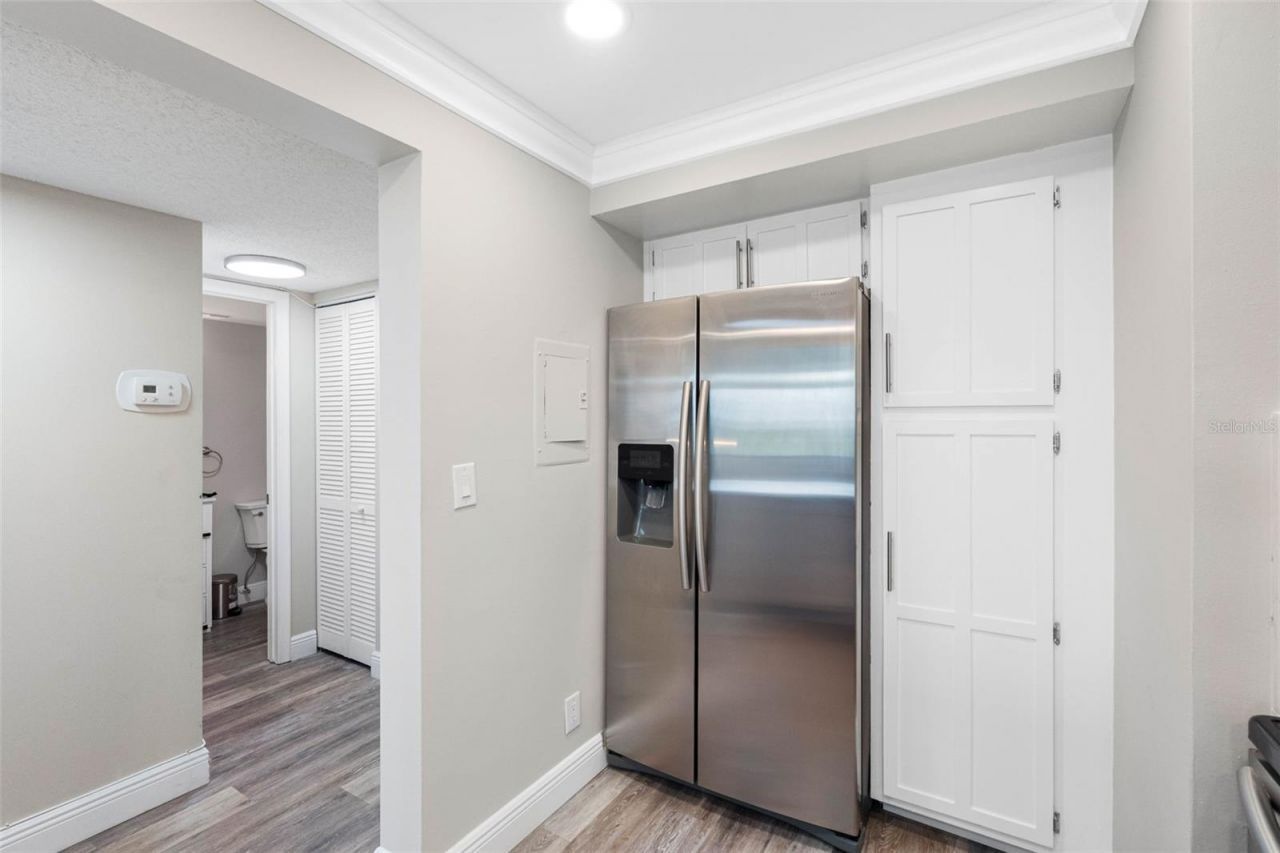 6158 Palma Del Mar Boulevard S, Unit 305, Saint Petersburg, FL 33715 Photo