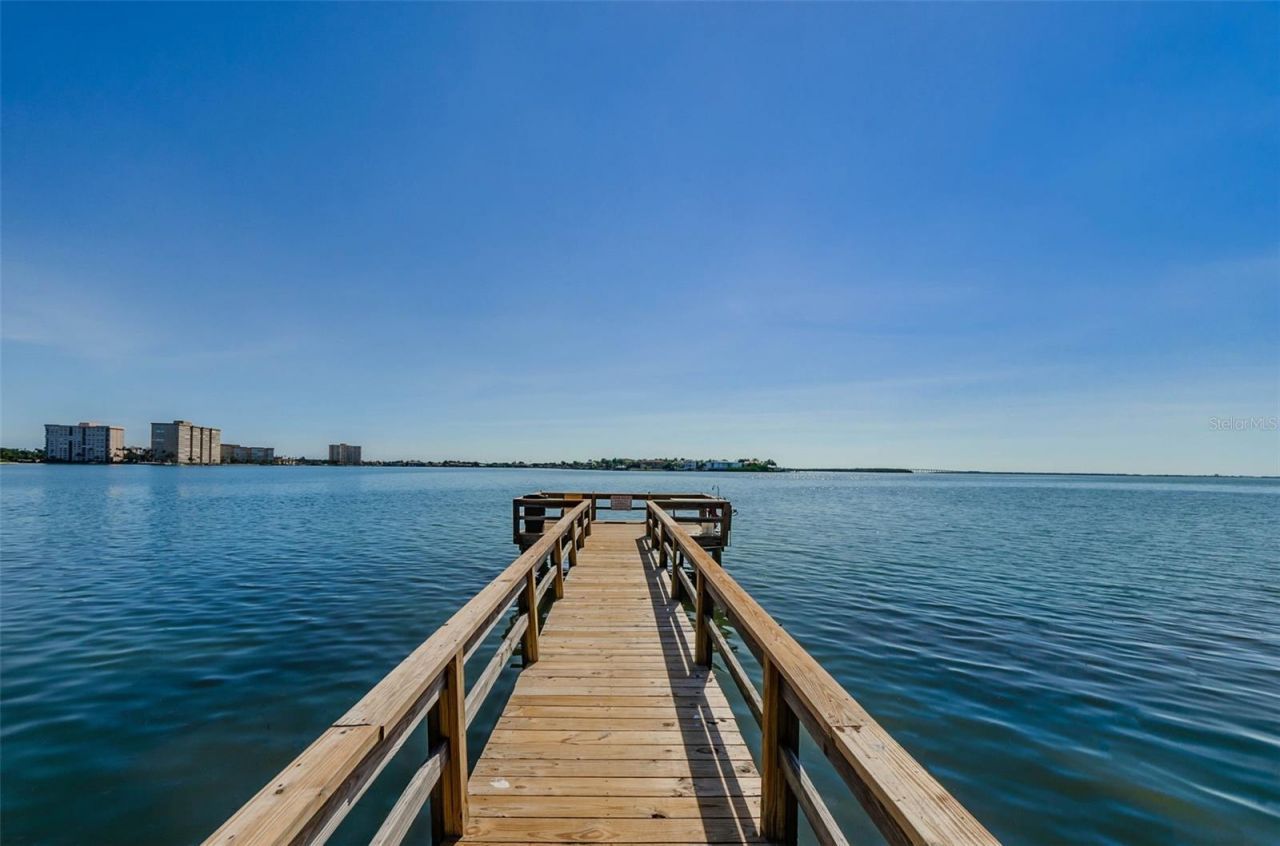 6158 Palma Del Mar Boulevard S, Unit 305, Saint Petersburg, FL 33715 Photo