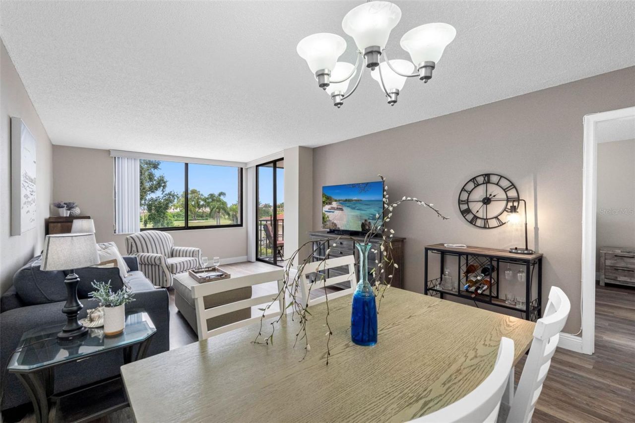 6158 Palma Del Mar Boulevard S, Unit 305, Saint Petersburg, FL 33715 Photo