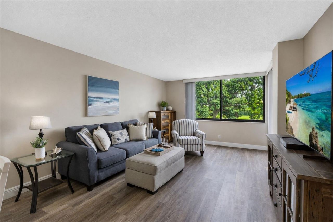 6158 Palma Del Mar Boulevard S, Unit 305, Saint Petersburg, FL 33715 Photo