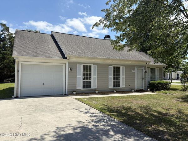 2900 Carthage Drive, Wilmington, NC 28405