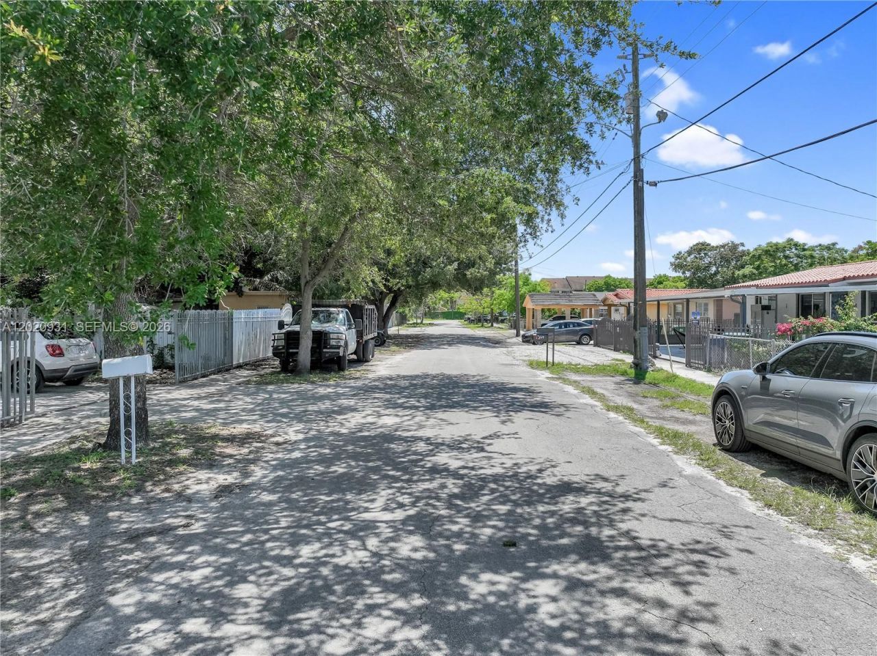 1360 NW 77th St, Miami, FL 33147 Photo