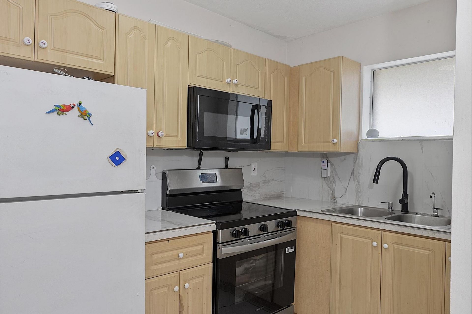700 SE 9th Court, Unit 206, Hialeah, FL 33010 Photo