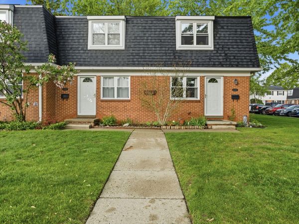 45315 Kensington Street, Utica, MI 48317