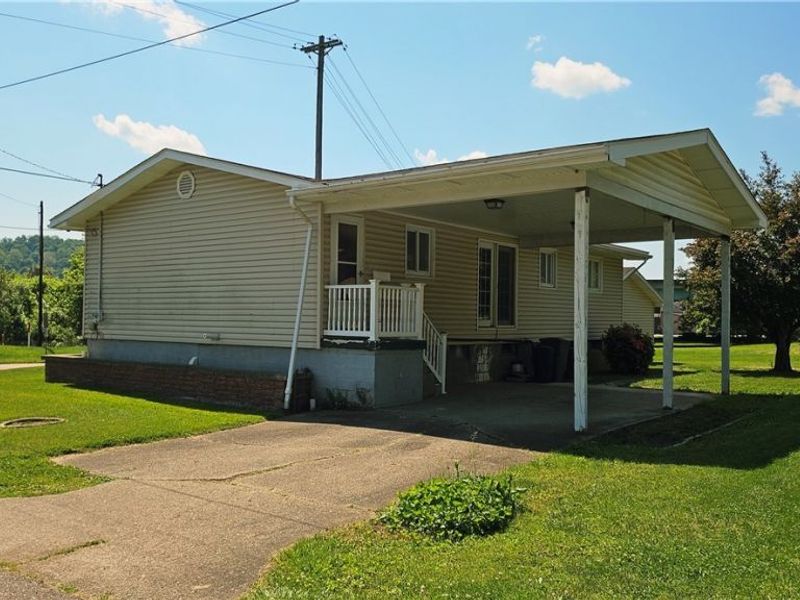 113 Main Street, Rayland, OH 43943 Photo 4