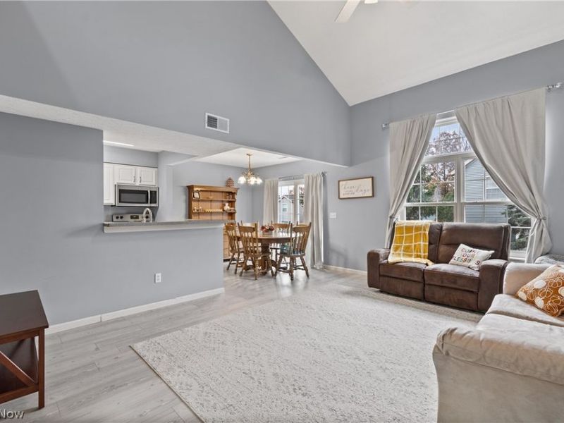 8720 Quailridge Court, Macedonia, OH 44056 Photo 8
