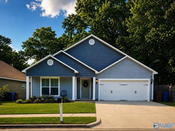 105 SE Morrow Street, Hartselle, AL 35640