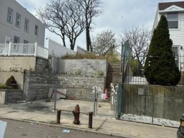 3216 107th Street , East Elmhurst, NY 11369