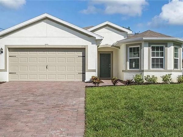 17541 Lee RD , FORT MYERS, FL 33967