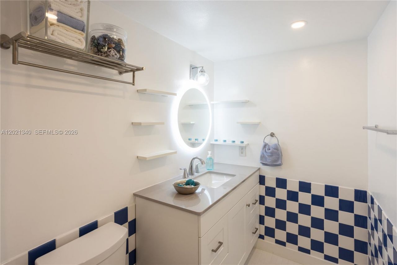 14333 Memorial Hwy, Unit 9K, Miami, FL 33161 Photo