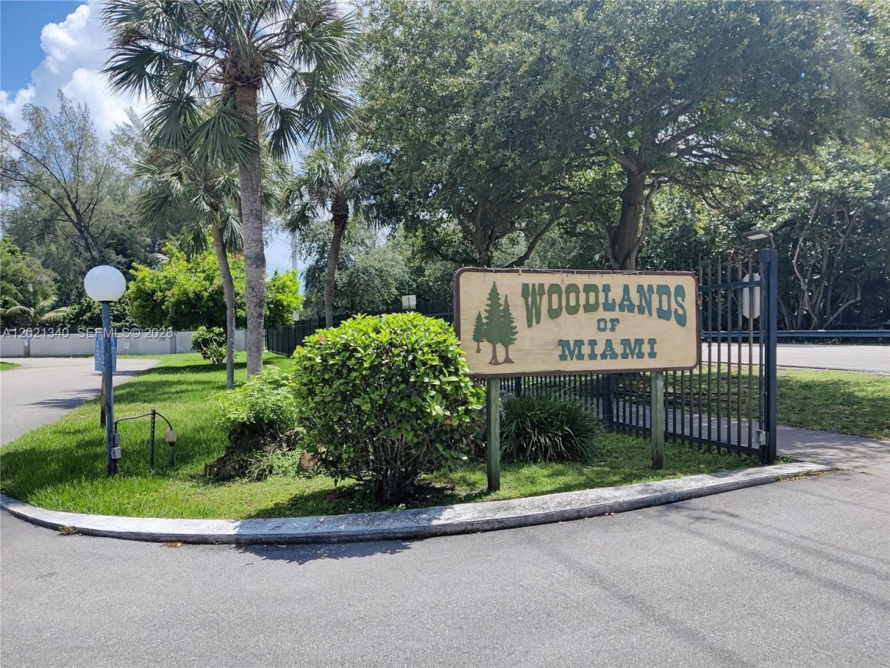 14333 Memorial Hwy, Unit 9K, Miami, FL 33161 Photo