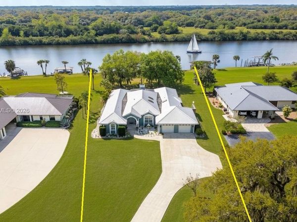 1261 RIVERBEND DR , Labelle, FL 33935