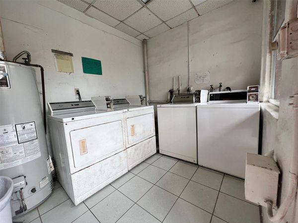 2037 Madison Street, Unit 17, Hollywood, FL 33020