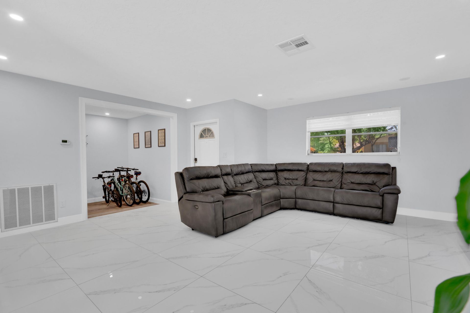 8824 SW 197th Terrace, Cutler Bay, FL 33157 Photo