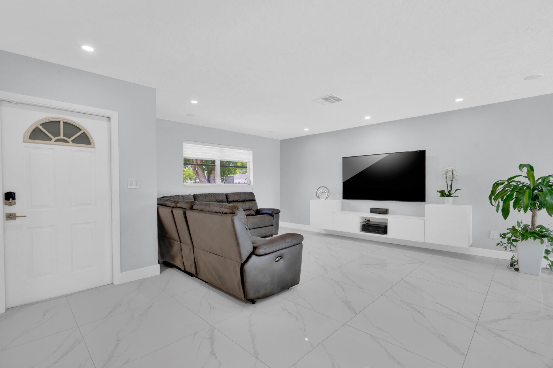 8824 SW 197th Terrace, Cutler Bay, FL 33157 Photo