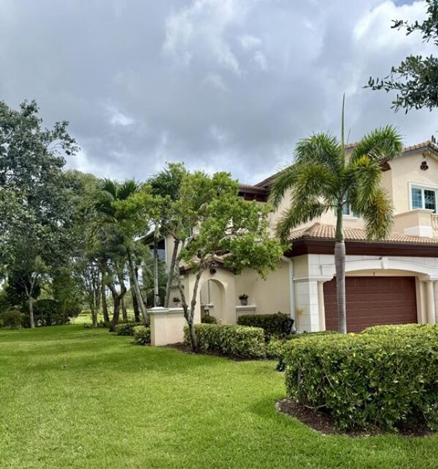 99 Tresana Boulevard, Unit 1, Jupiter, FL 33478 Photo