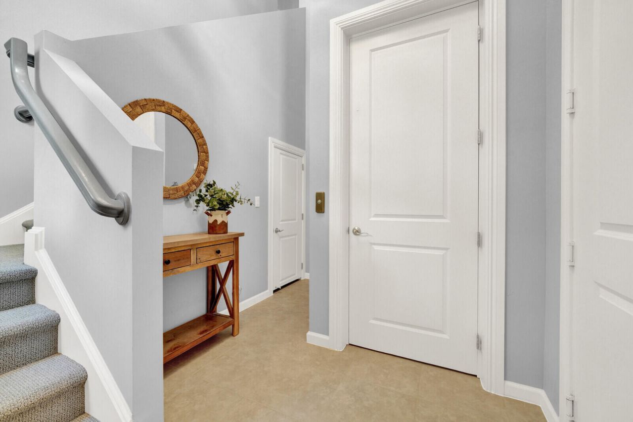 99 Tresana Boulevard, Unit 1, Jupiter, FL 33478 Photo