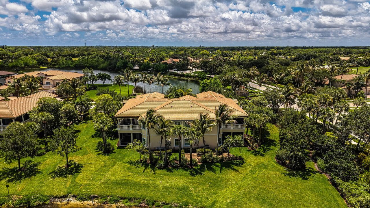 99 Tresana Boulevard, Unit 1, Jupiter, FL 33478 Photo