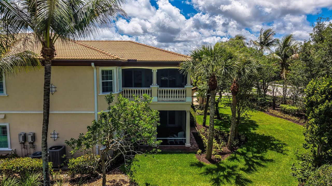 99 Tresana Boulevard, Unit 1, Jupiter, FL 33478 Photo