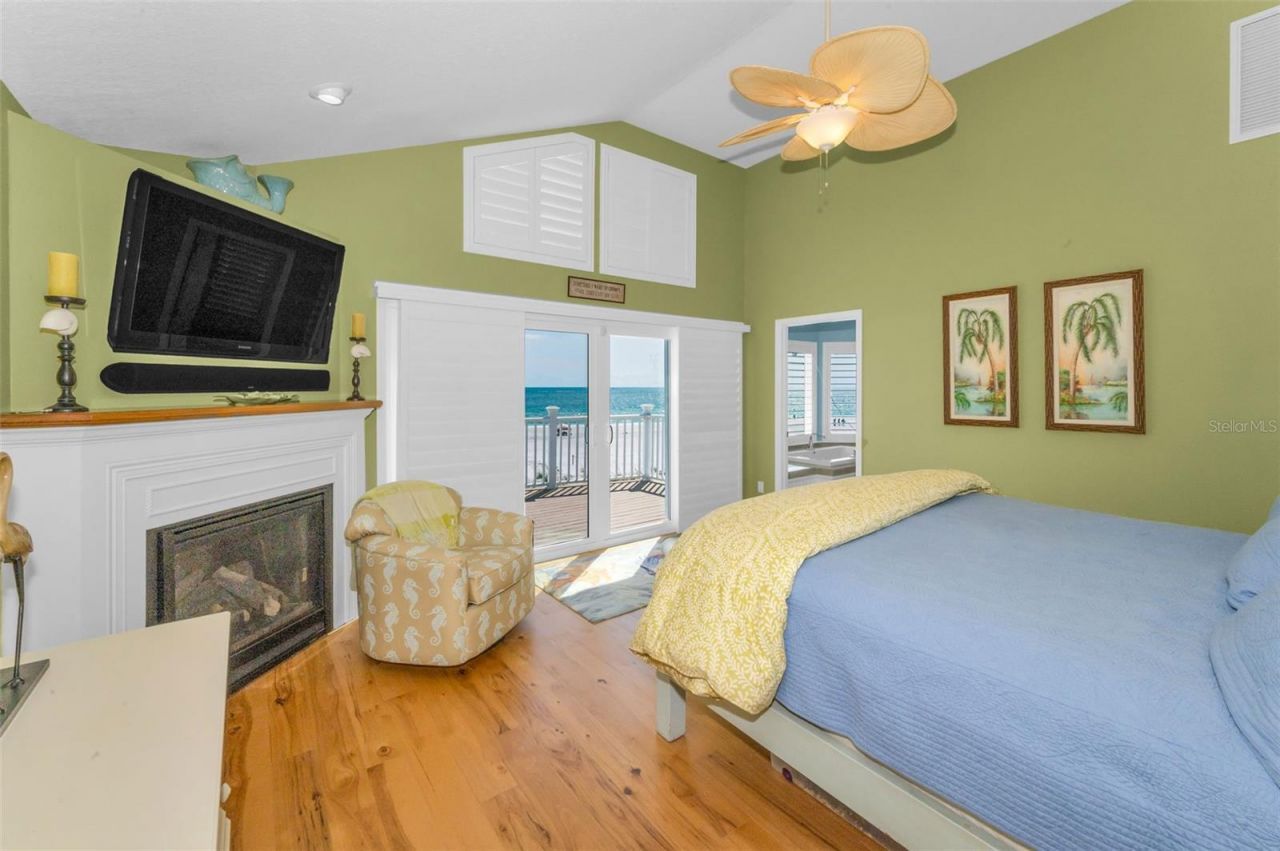 13303 Gulf Lane, Madeira Beach, FL 33708 Photo