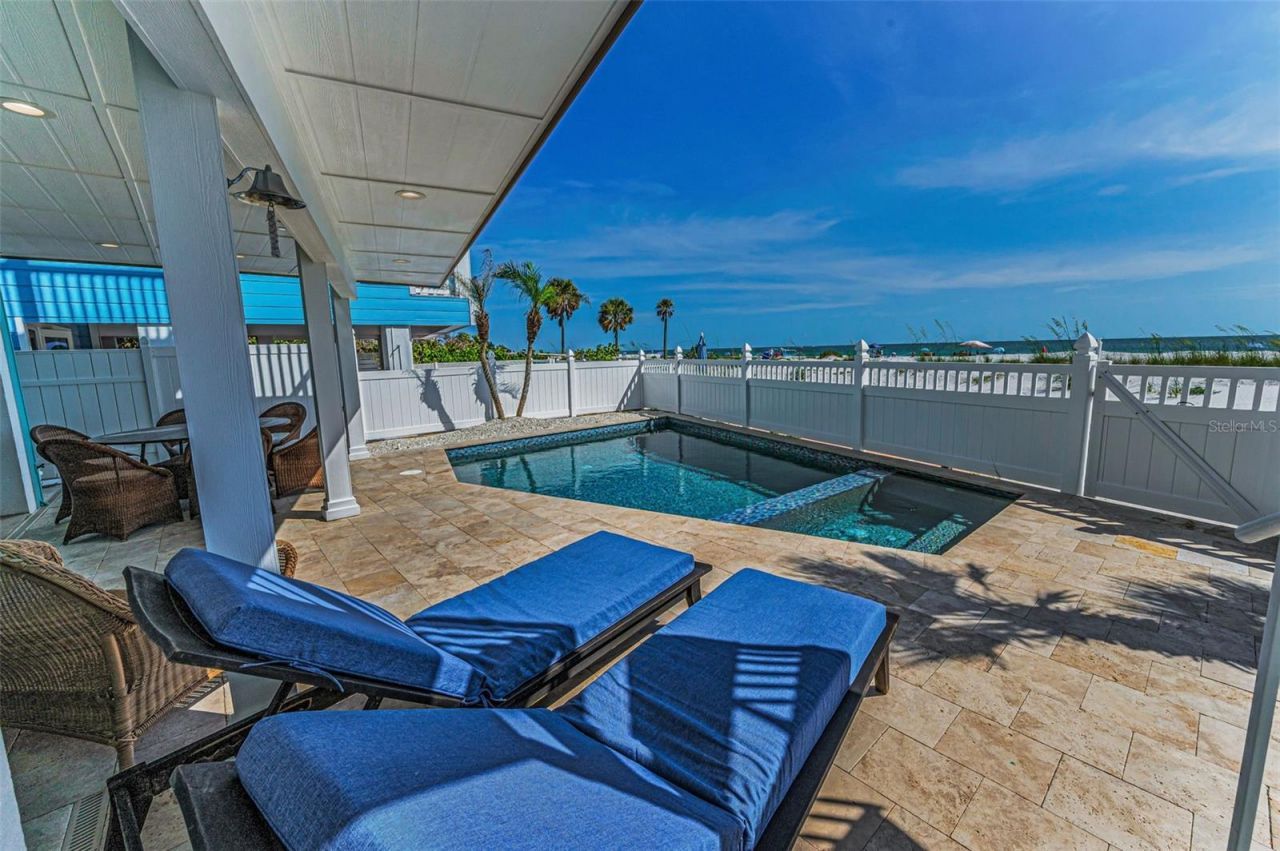 13303 Gulf Lane, Madeira Beach, FL 33708 Photo