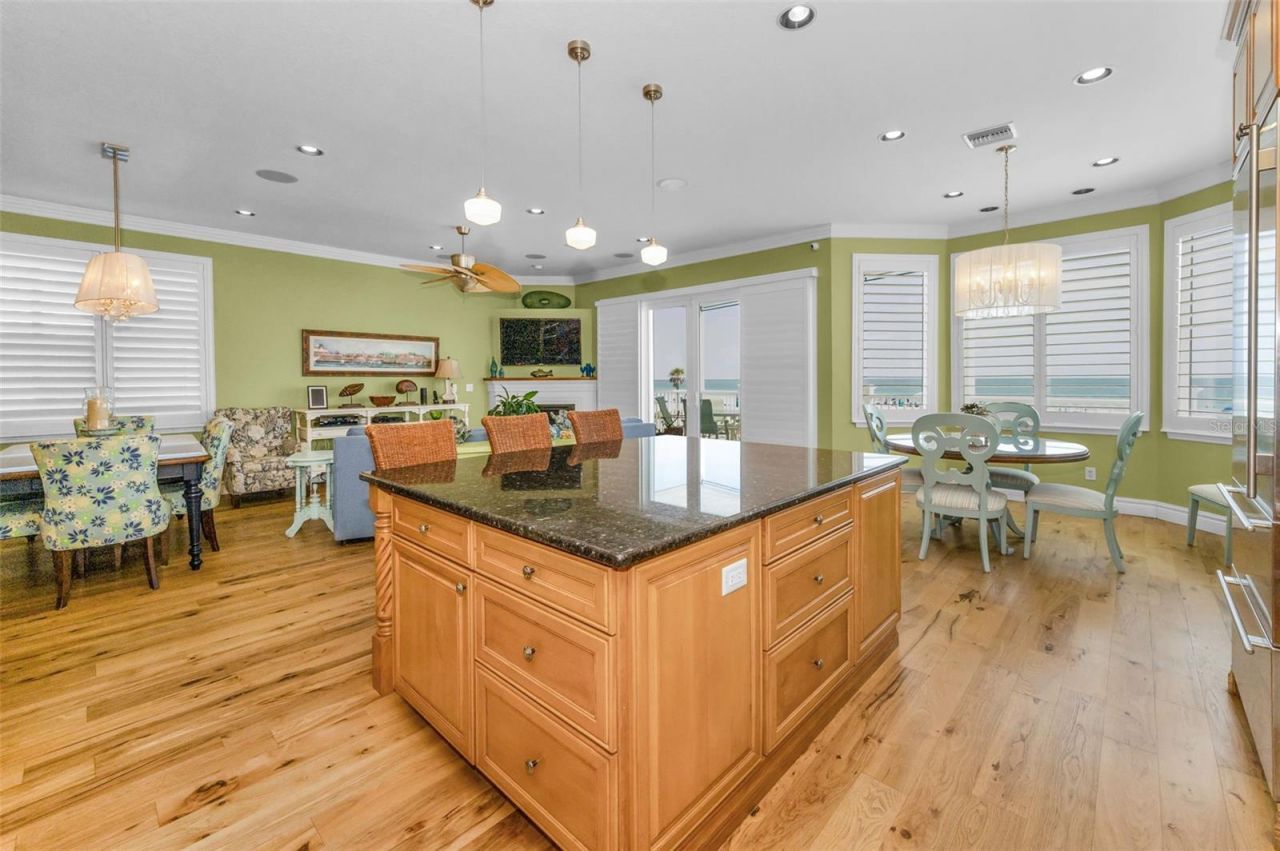 13303 Gulf Lane, Madeira Beach, FL 33708 Photo