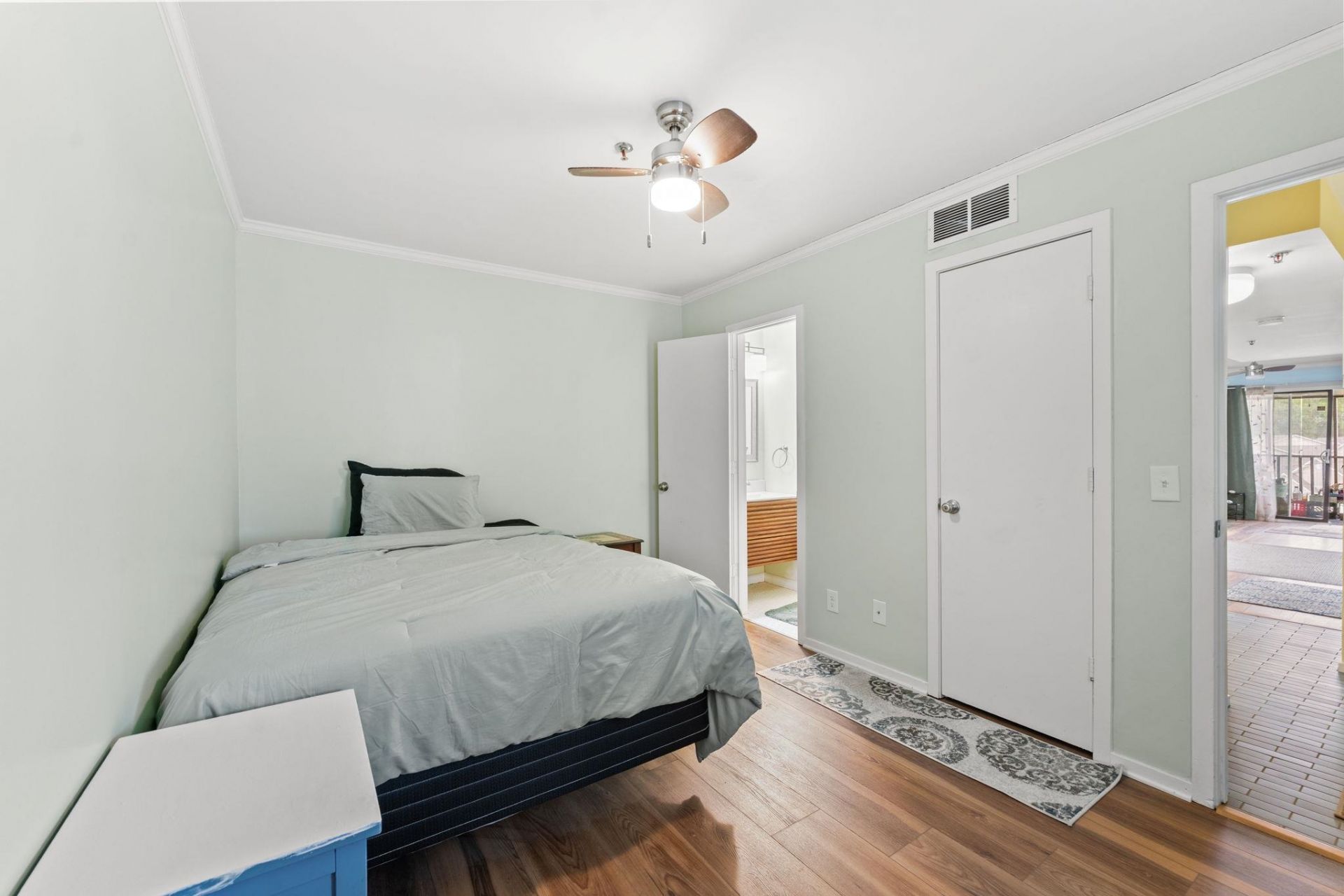 4350 Intercoastal Dr. Photo 11