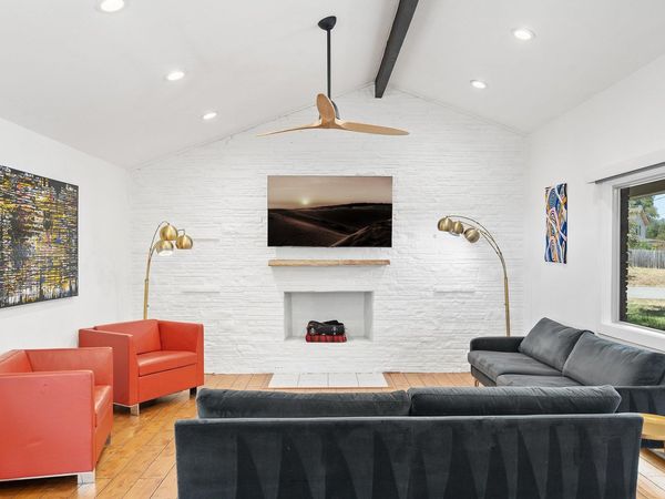 1804 Wildrose DR, Austin, TX 78721