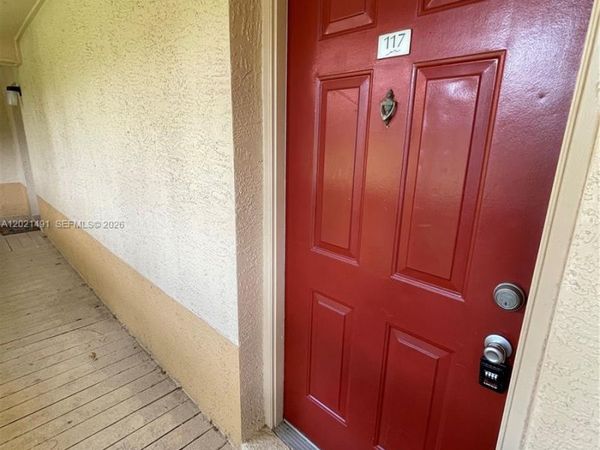 4783 Via Palm Lks , Unit 117, West Palm Beach, FL 33417