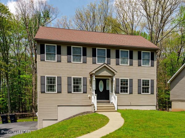 125 Debbie Drive, Drums, PA 18222