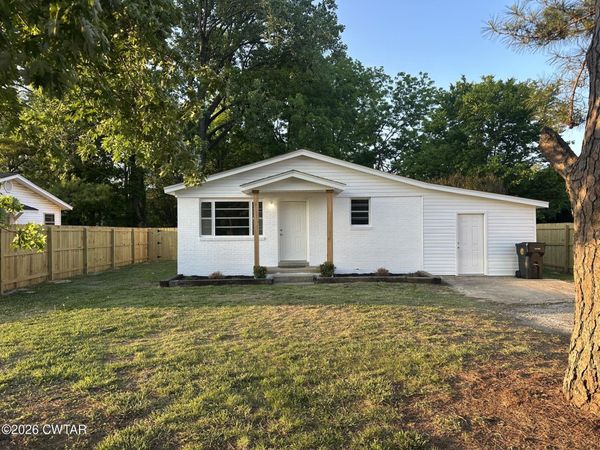 2210 Upper Finley Road , Dyersburg, TN 38024