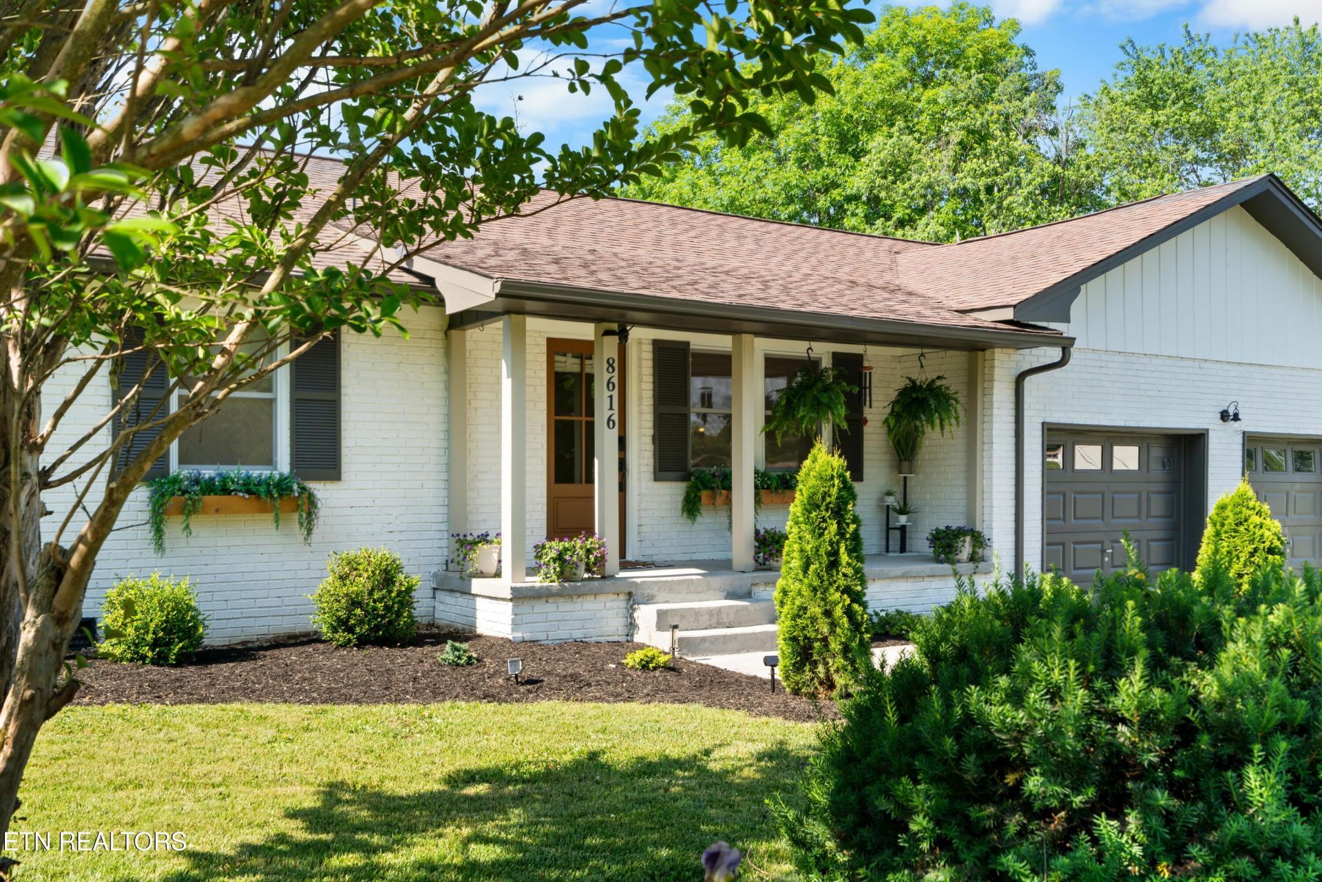 8616 Tervada Drive, Knoxville, TN 37931 Main Photo