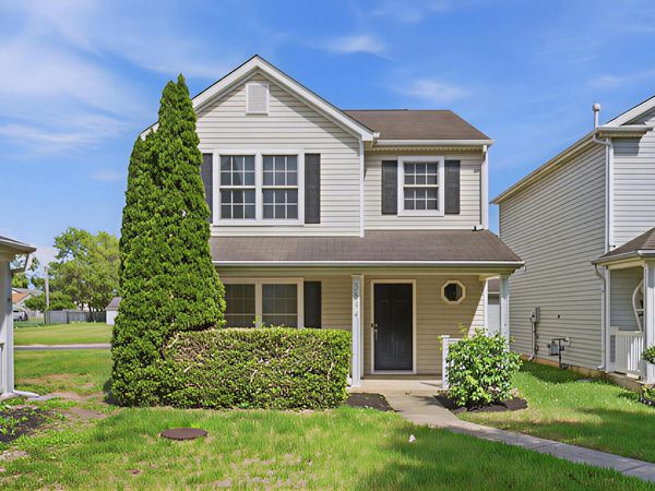 3594 Revolutionary Drive, Columbus, OH 43207