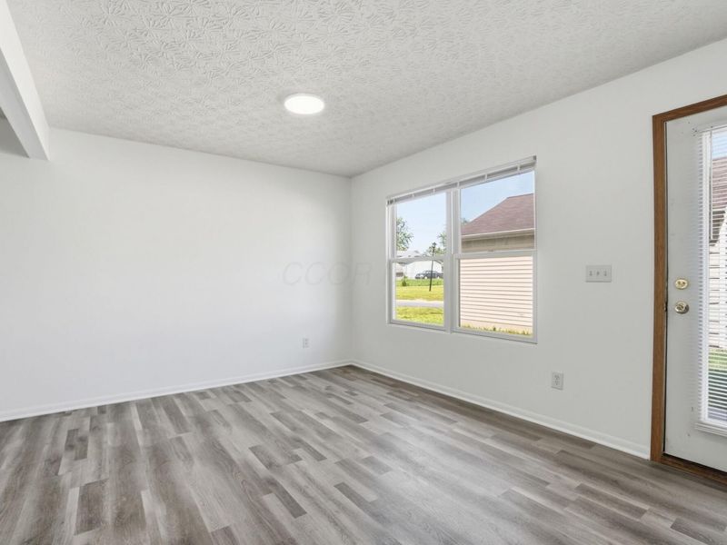 3594 Revolutionary Drive, Columbus, OH 43207 Photo 17