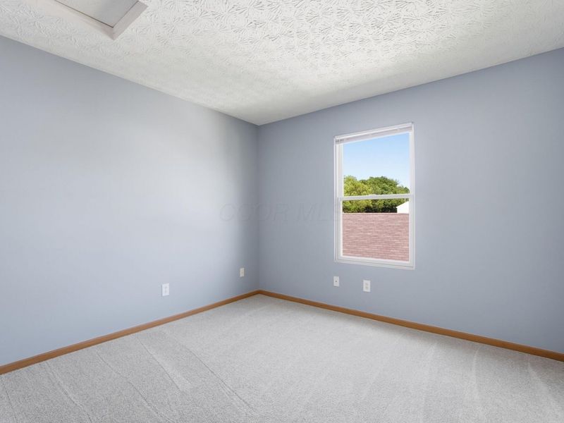 3594 Revolutionary Drive, Columbus, OH 43207 Photo 30