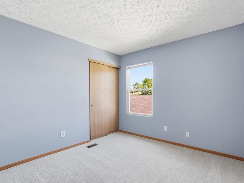 3594 Revolutionary Drive, Columbus, OH 43207 Photo 35