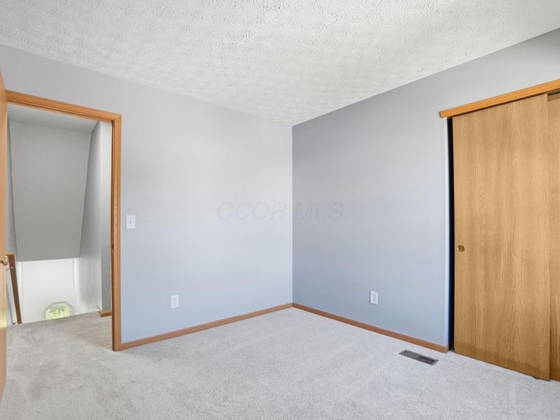 3594 Revolutionary Drive, Columbus, OH 43207 Photo 37