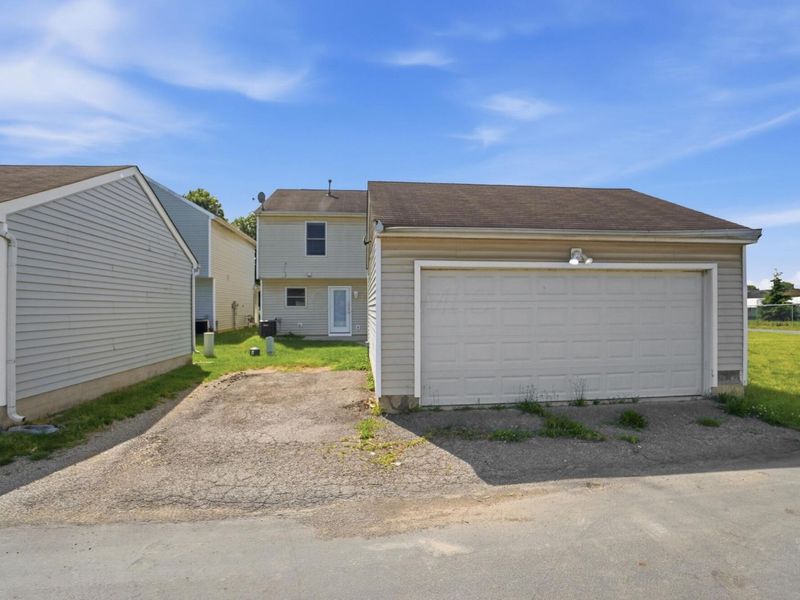 3594 Revolutionary Drive, Columbus, OH 43207 Photo 44