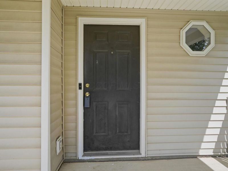 3594 Revolutionary Drive, Columbus, OH 43207 Photo 6