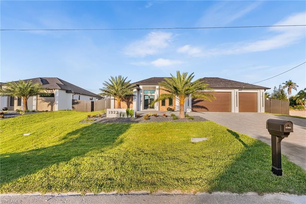 1923 SW 15th Pl , Cape Coral, FL 33991 Photo