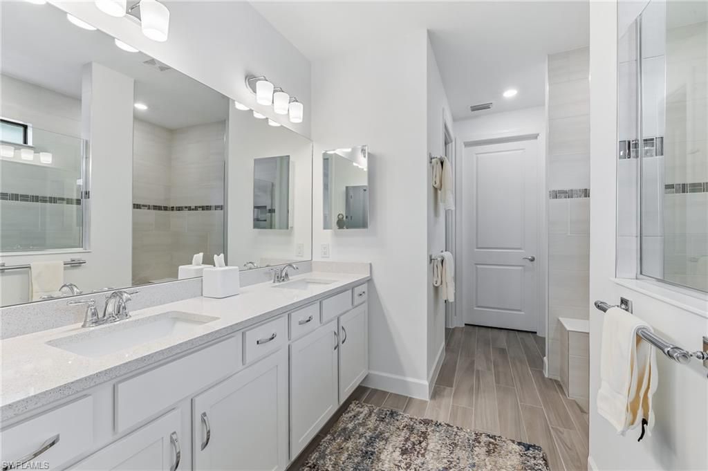 20360 Napa Loop, Estero, FL 33928 Photo