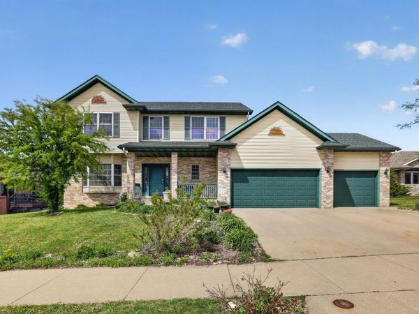 863 Southern Ridge Drive SW, Rochester, MN 55902